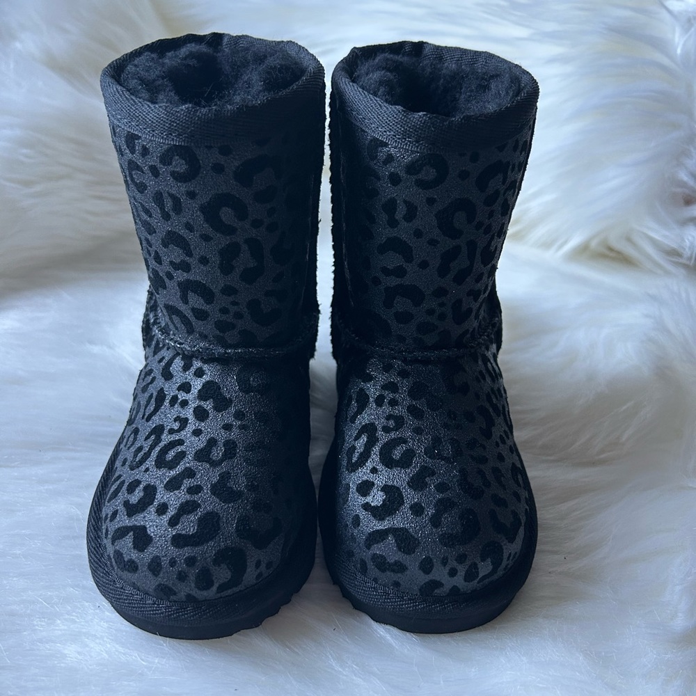 UGG beautiful baby boots